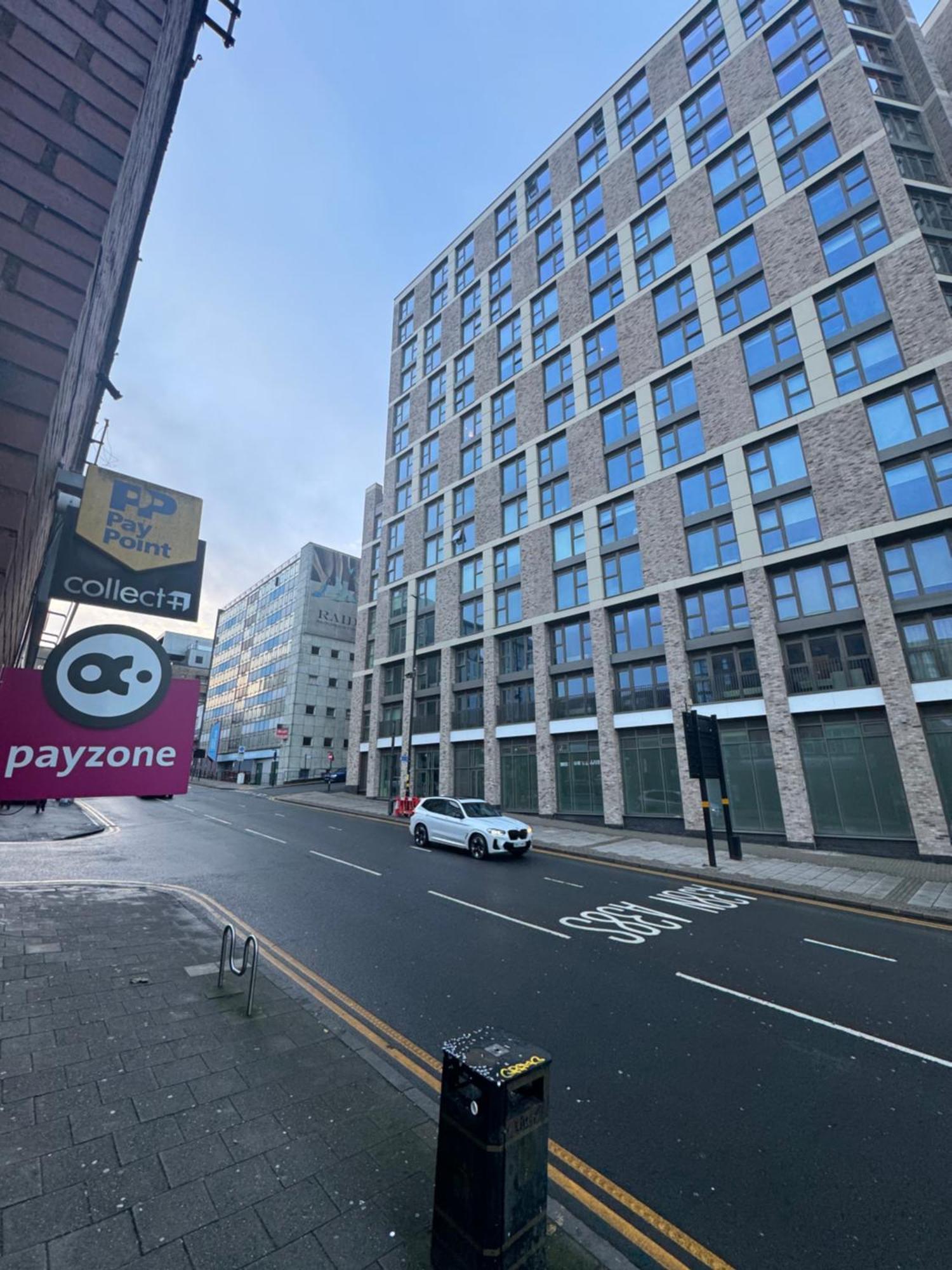 Stay Hub City Centre - Self Check-In Birmingham Buitenkant foto